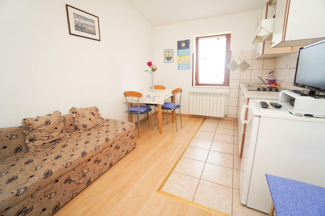 Apartment Sandra Умаг Экстерьер фото